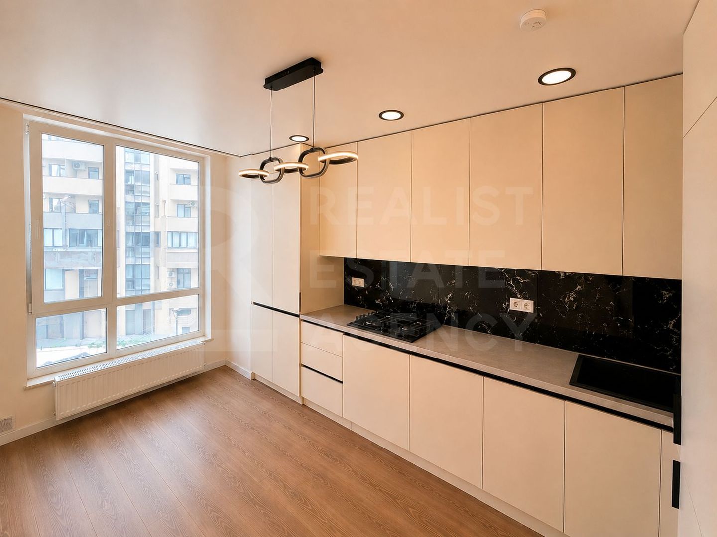 Vânzare, apartament 3 camere, bd. Renașterii,  Râșcani. - Poză 3