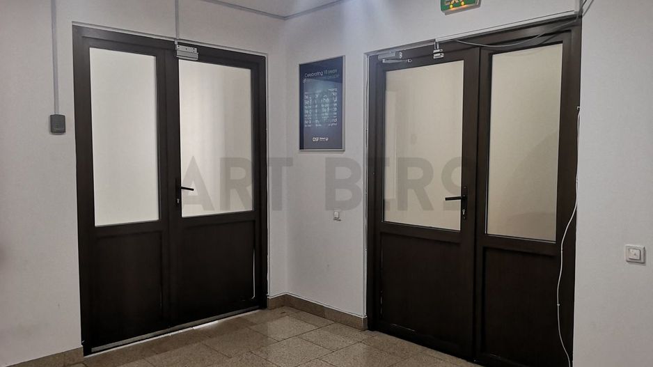 Zero comision, parter 20mp birou ultracentral Romana, 12' metrou - Poză 3