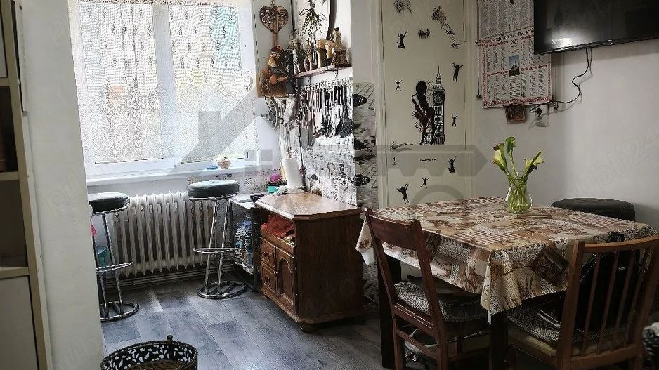 vând apartament cu 3 camere in Tudor zona Fortuna - Poză 2