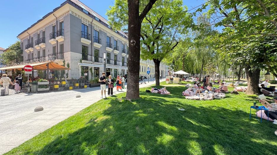 SPAȚIU PENTRU COFFEE SHOP DE VIS - PALATUL MIKES - PIAȚA MUZEULUI - Poză 1