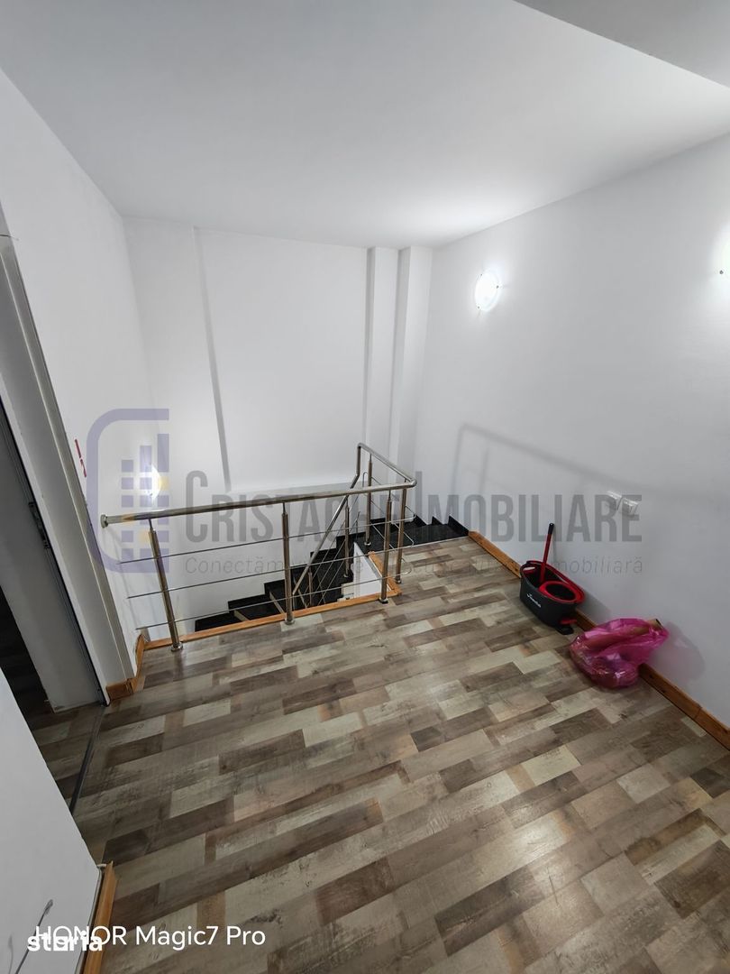 Vilă Cartierul Vitan / destinatie birouri sau activitati comerciale - Poză 7