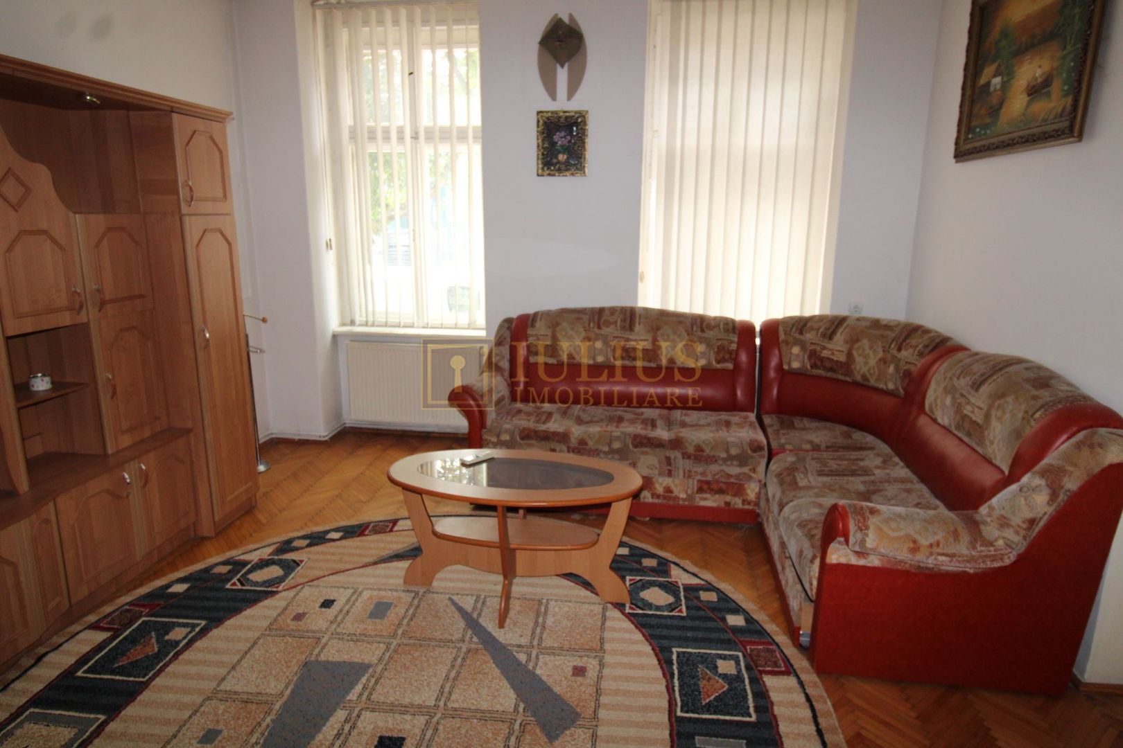 ideal pentru studenti sau o familie, cladire istorica, centrala proprie - Poză 5