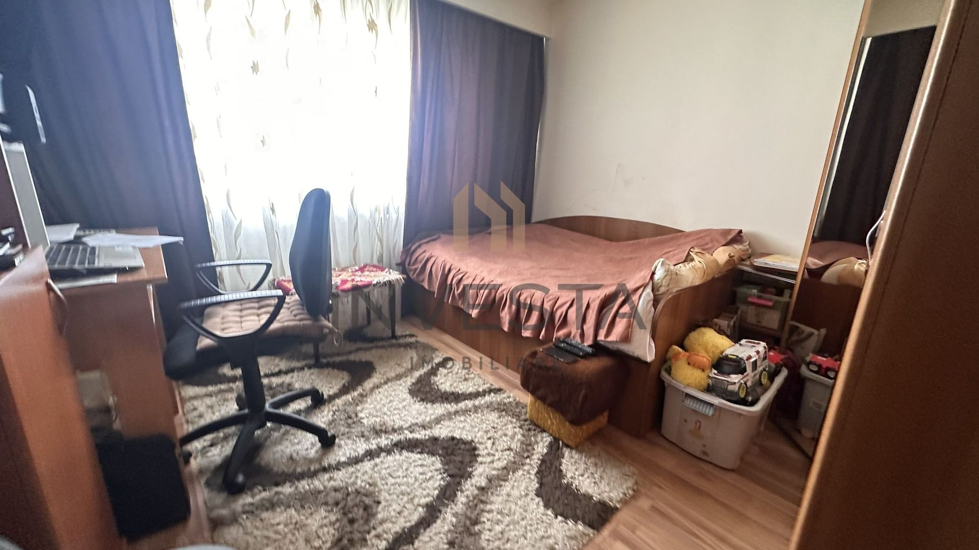 Apartament cu 2 camere decomandate, Etaj intermediar, Intre Lacuri - Poză 2
