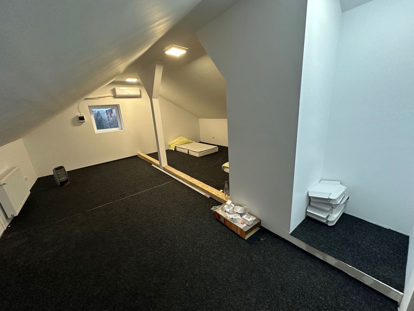 Cladire pretabila spațiu birouri/ clinica - Poză 46