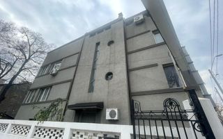 Vila ultracentrala de inchiriat - Poză 1