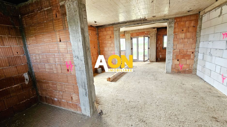 Casa 4 camere, predare la cheie, 430 mp teren, Micesti - Poză 9