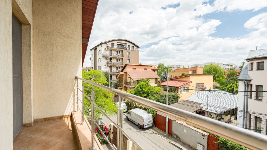 COMISION 0% - Baneasa/ Dobrogeanu Gherea-Garlei casa P+1+M 6 camere curte 550mp - Poză 37