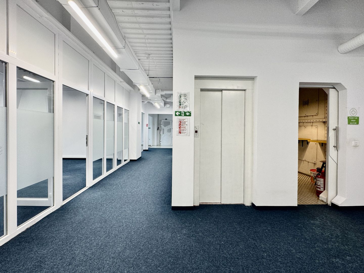 City view from the office - Poză 10