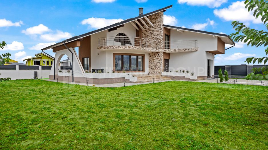 Vila cu arhitectura deosebita, teren 636mp, Cristian, Brasov - Poză 5