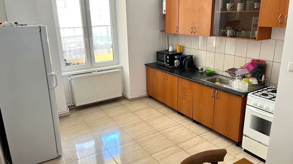 ageuropa.ro vinde ap cam 96mp la etajul unu⁸ - Poză 11