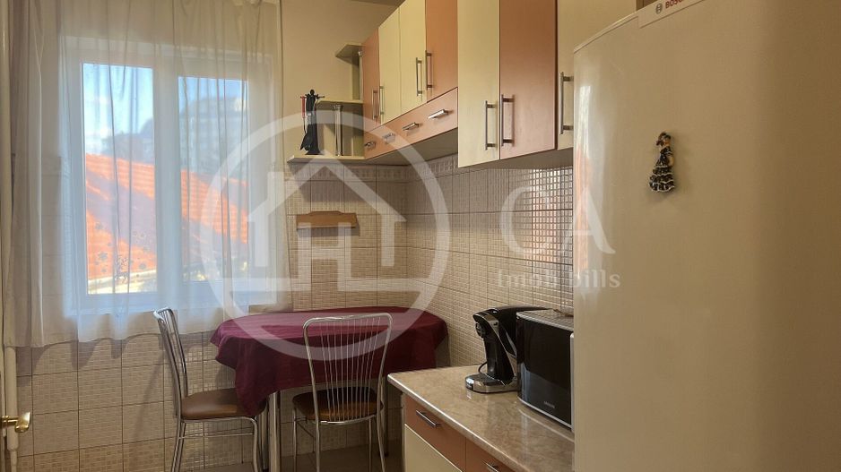Apartament cu 3 camere de inchiriat zona Ultracentrala Oradea - Poză 11
