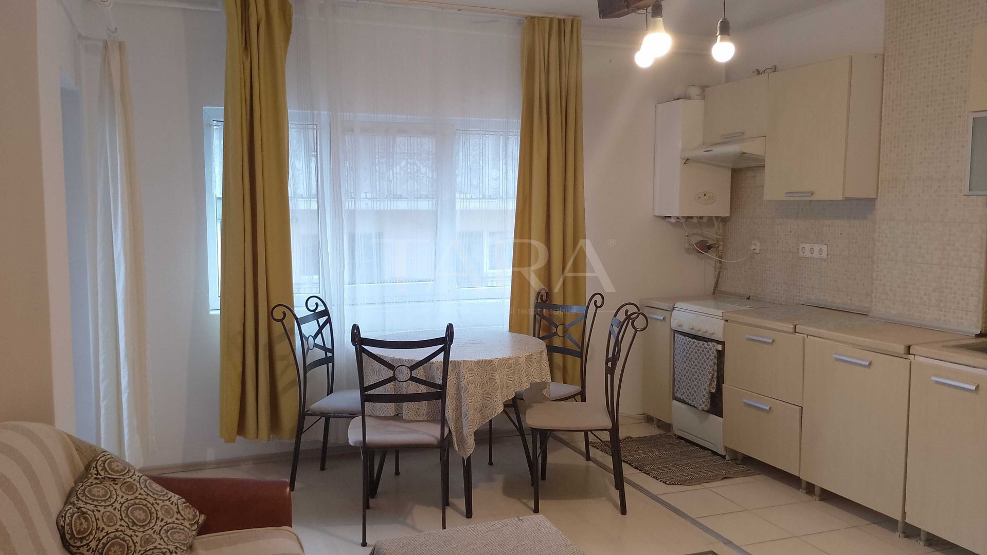 Apartament cu 2 camere în Zorilor, zona noua Europa. - Poză 2