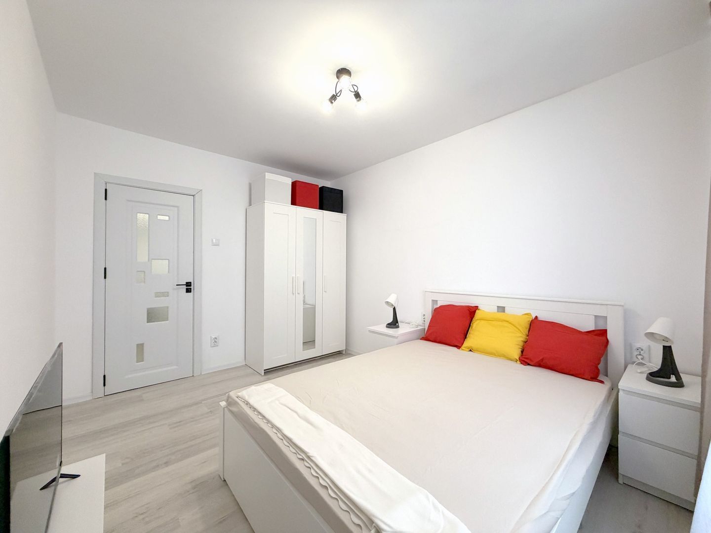 2 camere renovat Bucurestii Noi | Parc Bazilescu - Poză 1