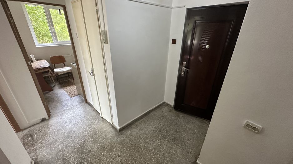 Apartament 2 camere etaj 2  decomandat - Poză 23