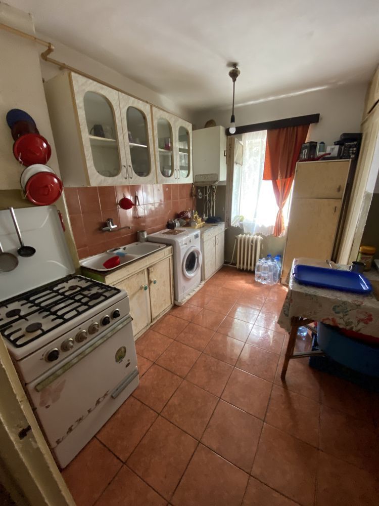 Apartament 2 camere in micro 16 etaj 1 - Poză 5