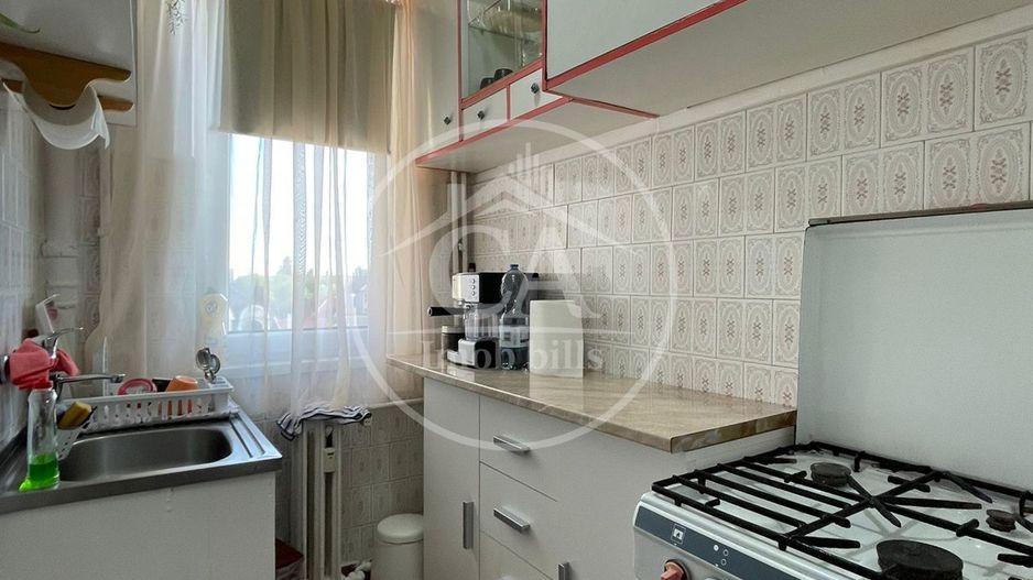 Apartament de vânzare cu 2 camere în zona Velența, Oradea - Poză 7