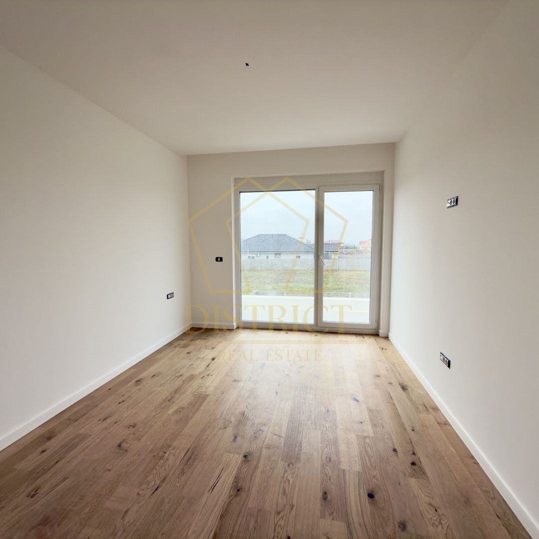 Com 0 | Duplex superb cu 5 camere despartit prin garaj | Dumbravita - Poză 2