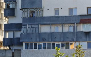 Apartament 2 camere, Pașcani, zona Piață Vale, etaj 2, bloc 1990, renovat recent - Poză 2