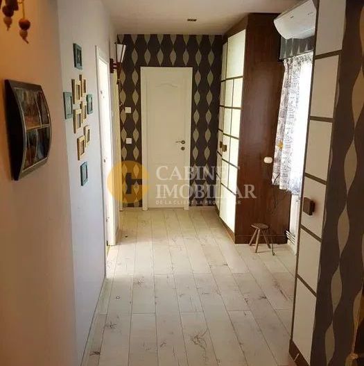 Nicolina- 4 Camere Decomandat -Etaj Intermediar 110 Mp  Bloc 1994 - Poză 6