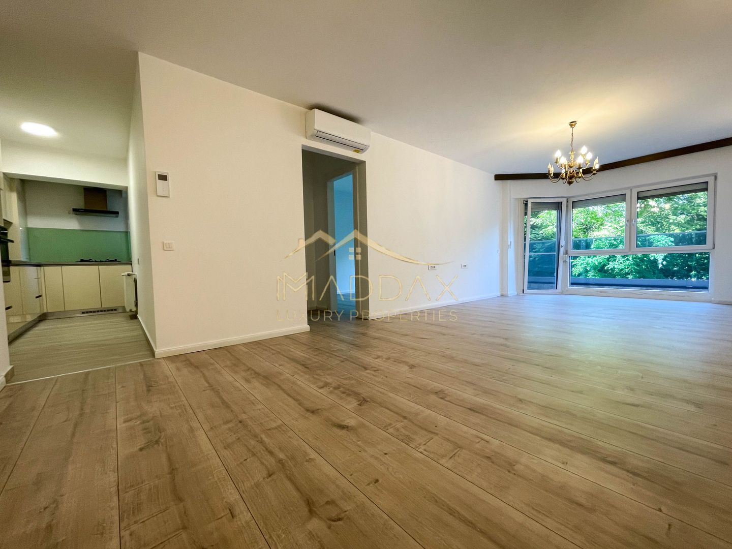 Apartament cu 2 camere de inchiriat ***LUX*** + Parking // Floreasca - Lake View - Poză 2