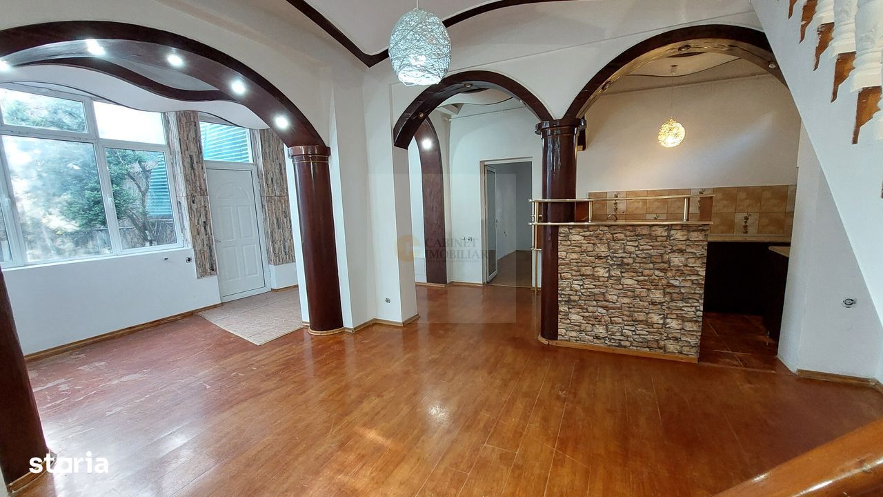 Piata Unirii - Hala Traian I P+M I 4 camere 2 bai I Terasa deschisa - Poză 1