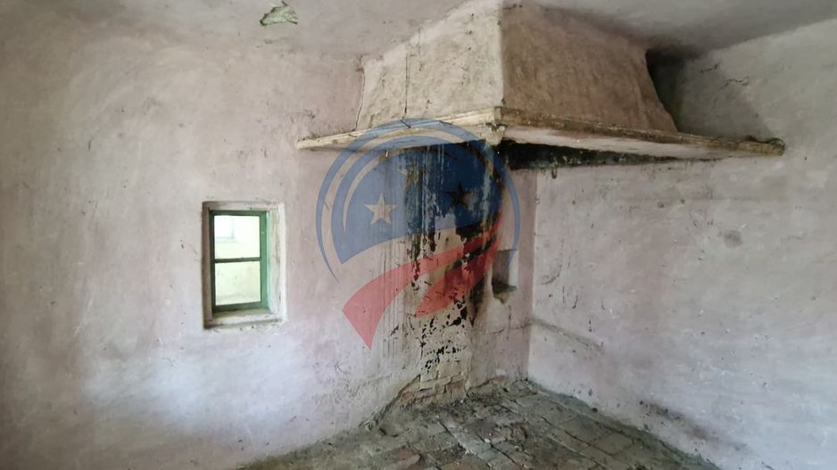 Casa de vanzare  5 camere + teren 2200 mp in loc. Calopar satul Bazdana - Poză 6