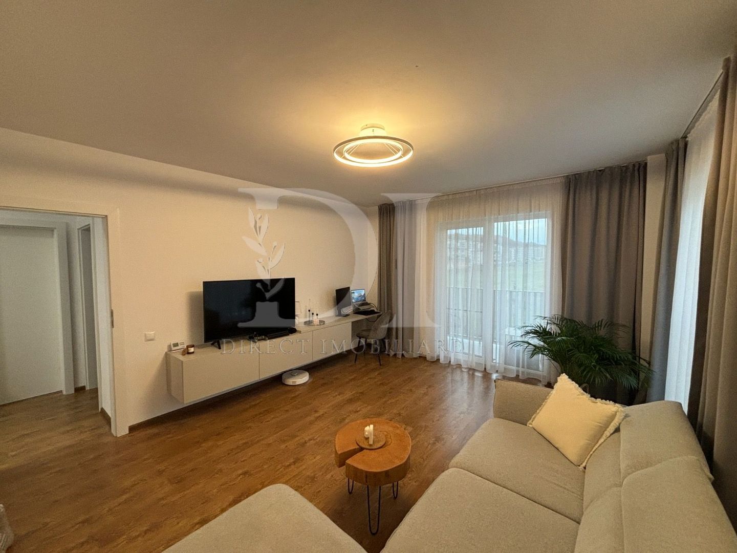 Apartament pet-friendly / Eroilor , Floresti - Poză 2