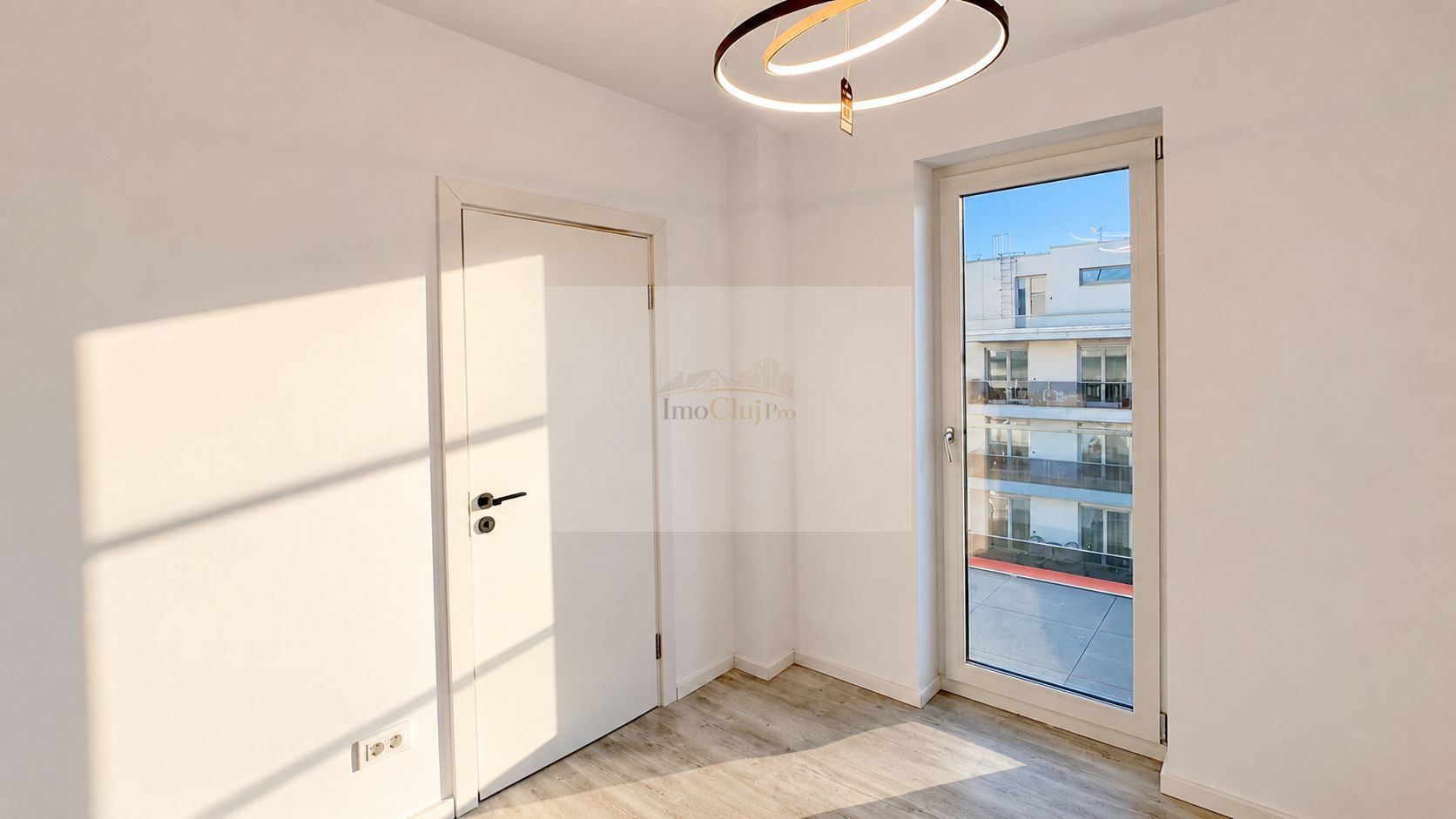 Investiție! Vânzare apartament 2 camere, terasă panoramică~zona Auchan - Poză 7