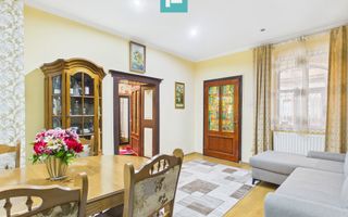 Apartament cu 2 camere pe Str.Episcopiei - Poză 1