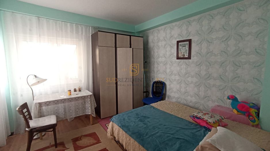 Casa spatioasa cu 7 camere, zona Bd. Brancoveanu, acces facil metrou - Poză 6