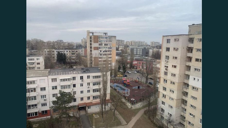 Tomis 3 apartament 3 camere - Poză 2