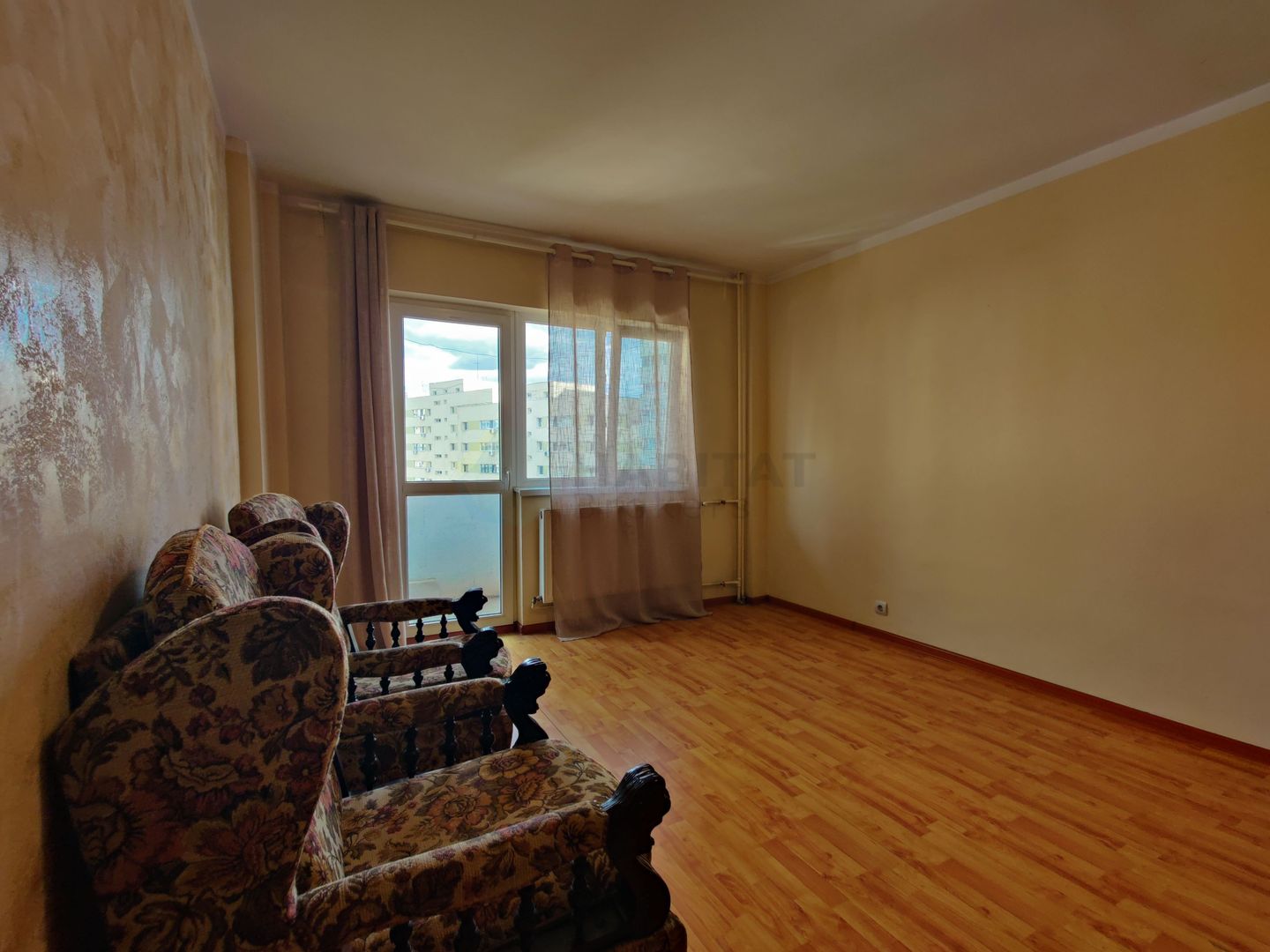 Locatie excelenta, la cateva minute de metrou si centre comerciale - Poză 4