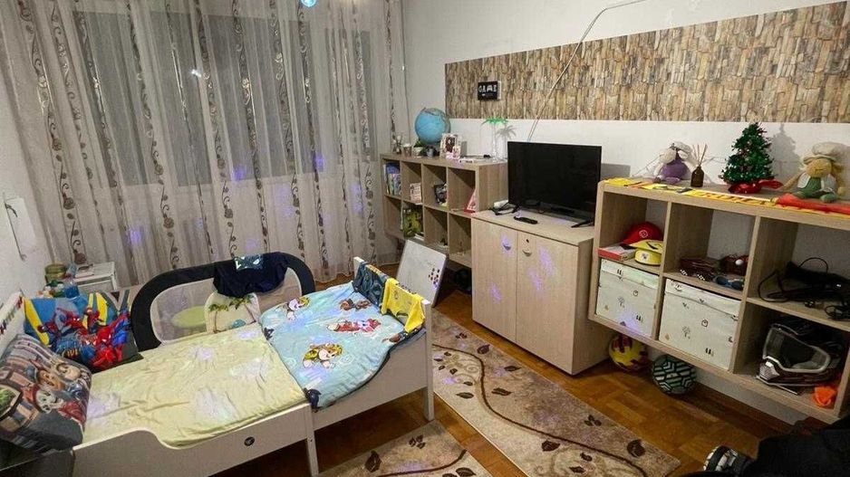 Apartament 3 camere – Bd. Alexandru Obregia. Zona Straduintei. - Poză 6