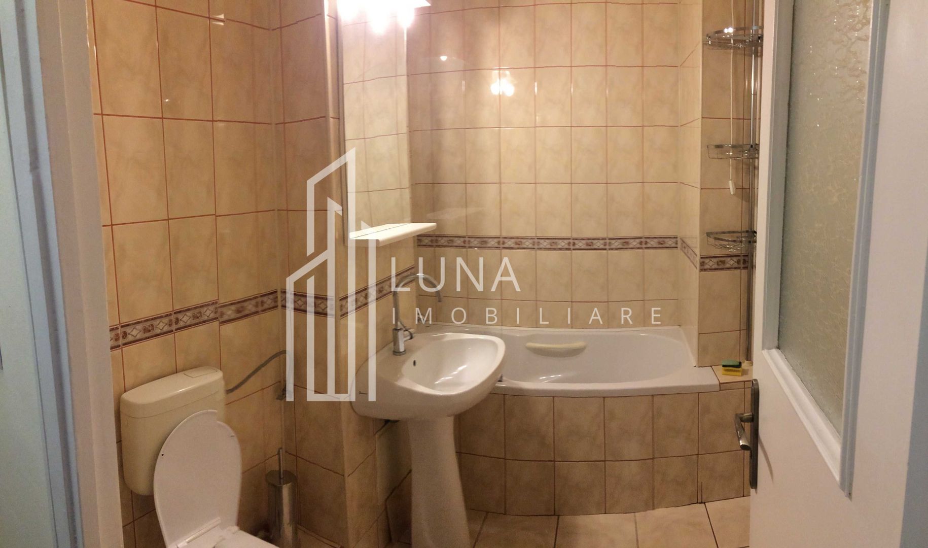 Închiriere apartament cu 3 camere - Poză 6