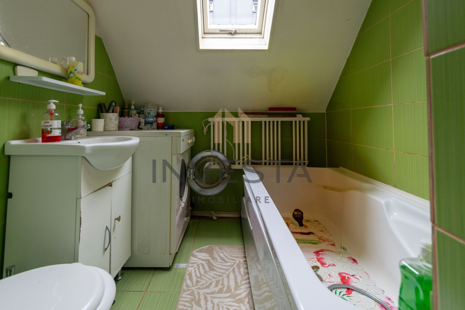 DE VANZARE CASA CU 4 CAMERE BUNA ZIUA - Poză 4