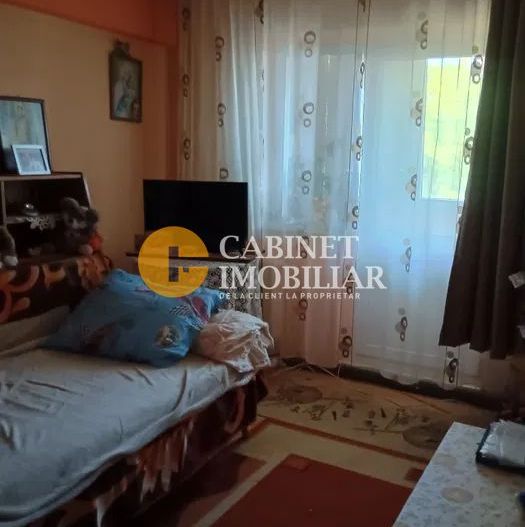 Apartament 3 camere decomandat - 65 m2 - PACURARI - Poză 6