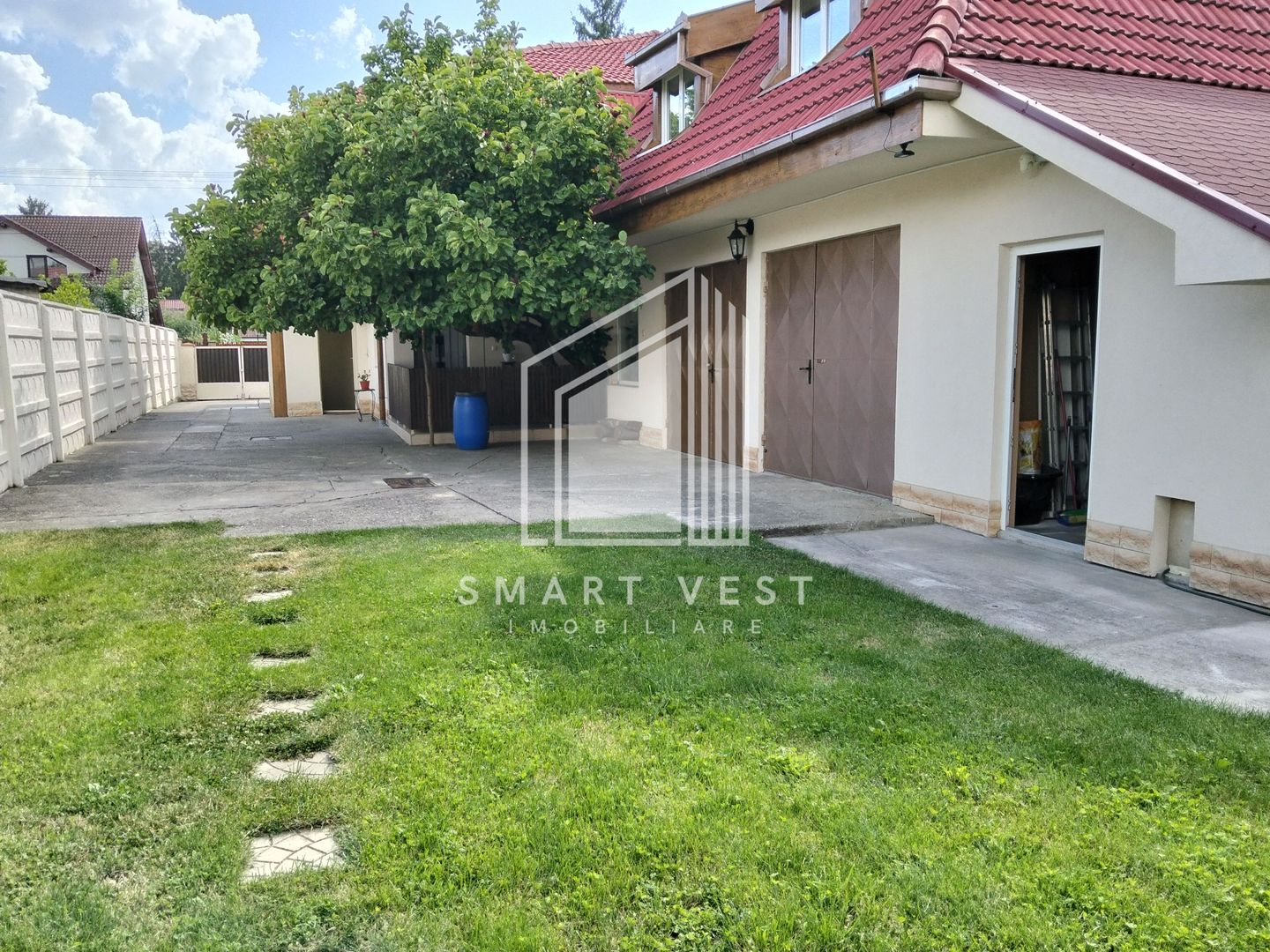 Casa de vânzare 380mp + locuinta separata pt oaspeti | Zona Cloșca - Poză 28