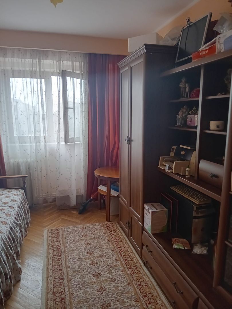 Apartament 3 camere dec,Micro 21,et 3,2 bai,2 balcoane - Poză 14