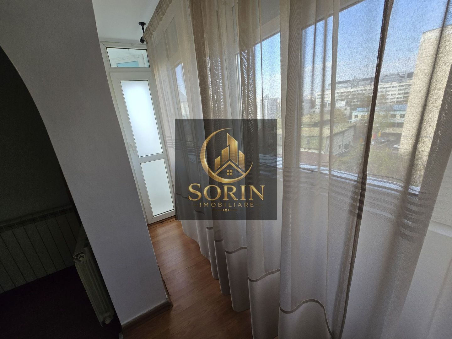 Inchiriez apartament 2 camere metrou Eroii Revolutiei - Poză 3