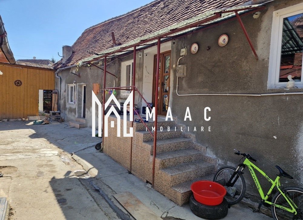 Casa 3 camere | La strada | Curte | Utilitati | Apoldul - Poză 2