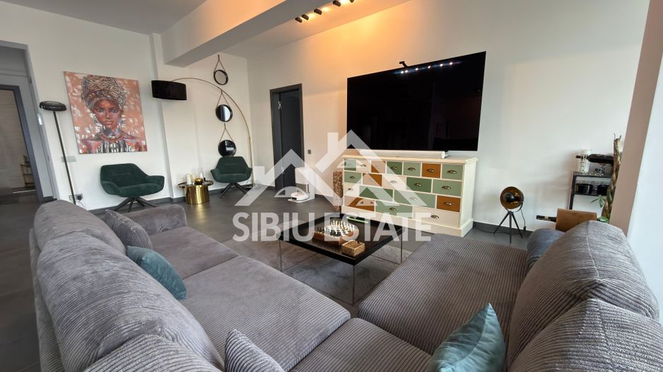 Penthouse exclusivist, terasă ,parcare subterană, Doamna Stanca - Poză 1