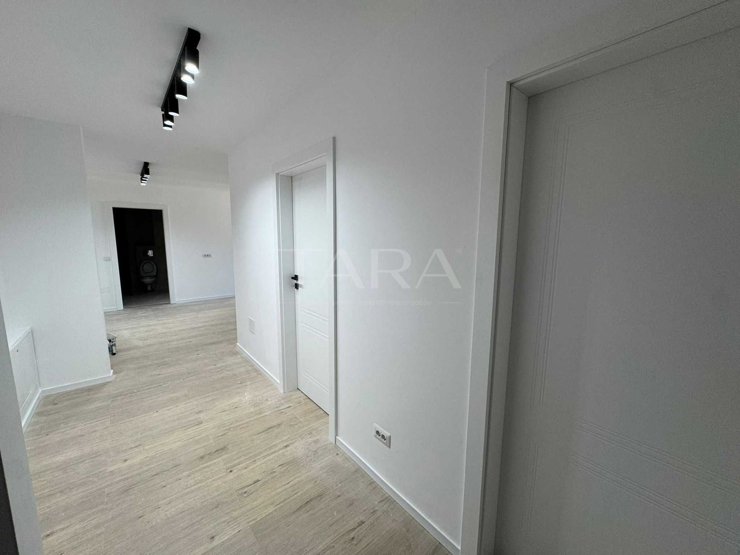 Apartament 3 Camere cu Terasă de 25 mp – Iris - Poză 1