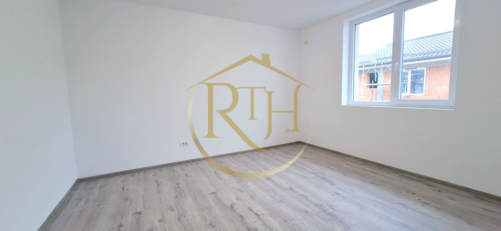 Oferim spre vanzare apartamente cu 1 si 2 camere, Giroc, Zona Centrala - Poză 3