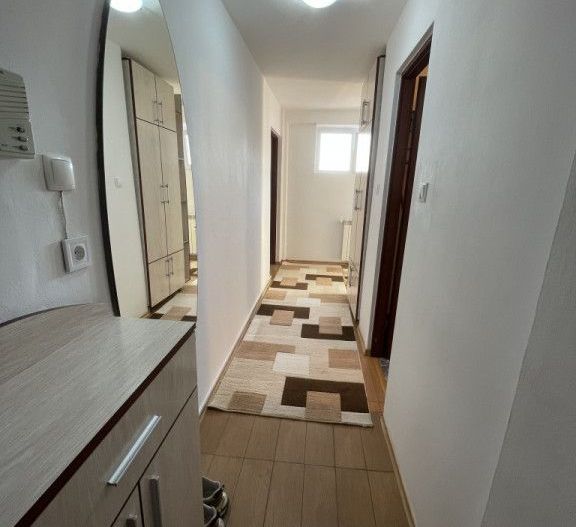 Apartament 2 camere decomandat la 7-8 minute de metrou - Poză 9