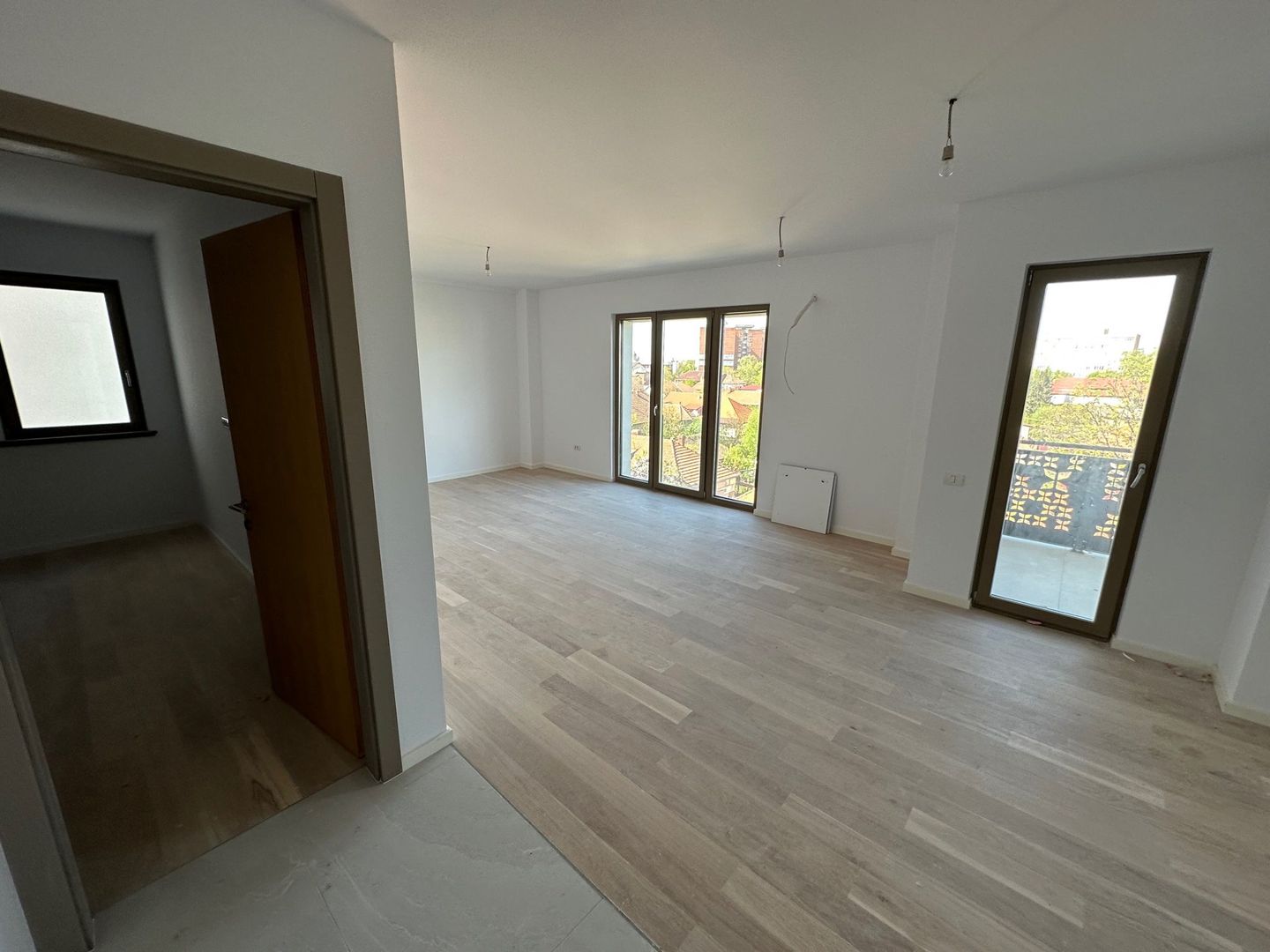 Apartament 3 camere - Poză 17