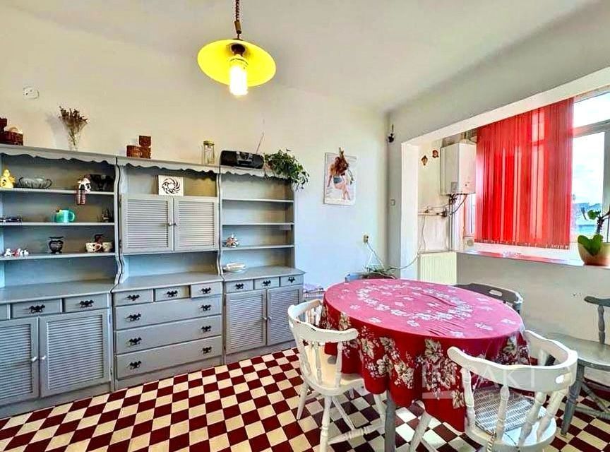 Apartament cu 3 camere de 100 mp utili in zona Semi-Centrala - Poză 5