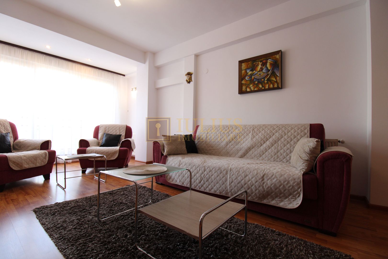 Zona Aradului, 4 camere + 2 bai, centrala proprie - Poză 1