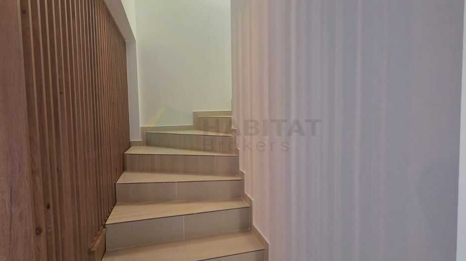 Vilă tip duplex cu mansardă, piscină și design modern – Tunari - Poză 9