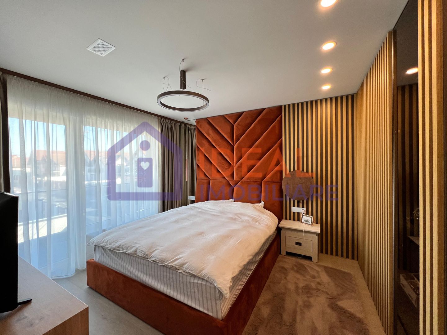 Casa Individuala Moderna Ultrafinisata, in Selimbar - Poză 14