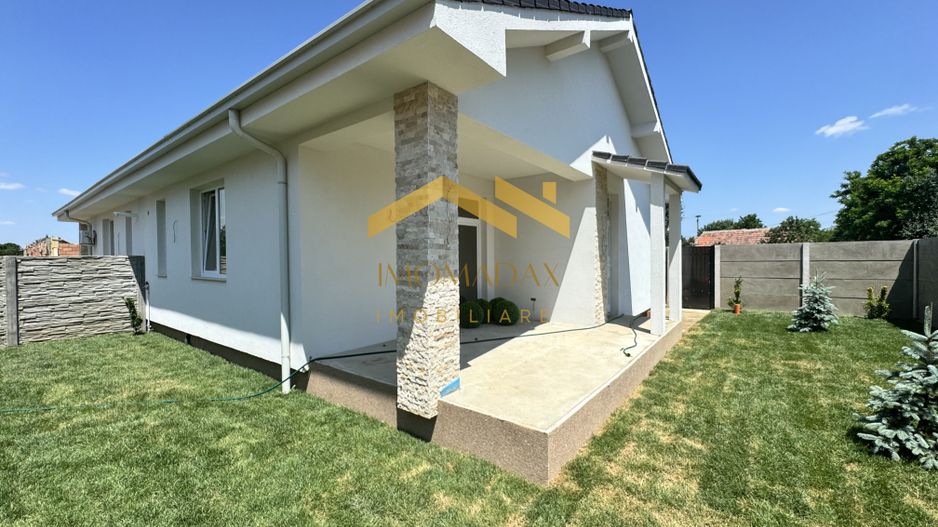 Bucovat-Duplex Parter-Curte Amenajata - Poză 3